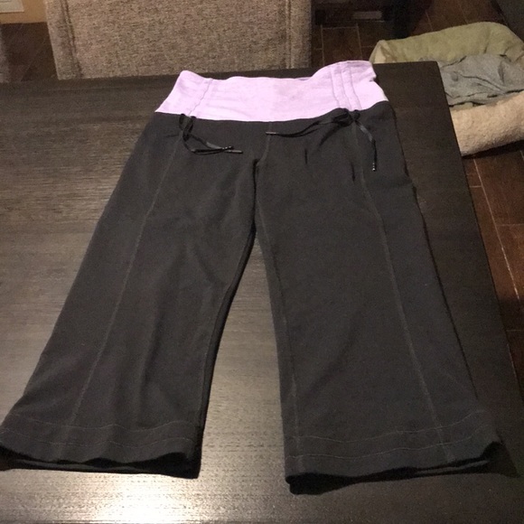 Lululemon - Picture 3 of 7